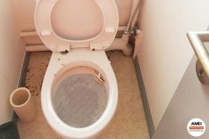 debouchage express charleroi toilette completement bouchee 141